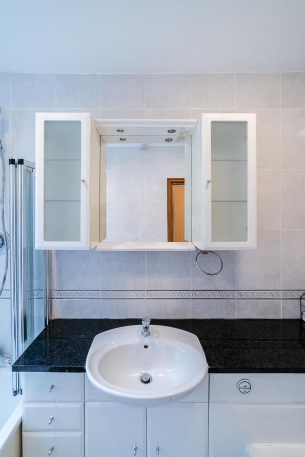 London Studio Apartment Extérieur photo